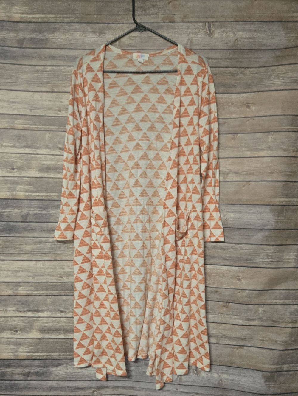 LuLaRoe Cream and Peach Triangle Print Lightweight Duster